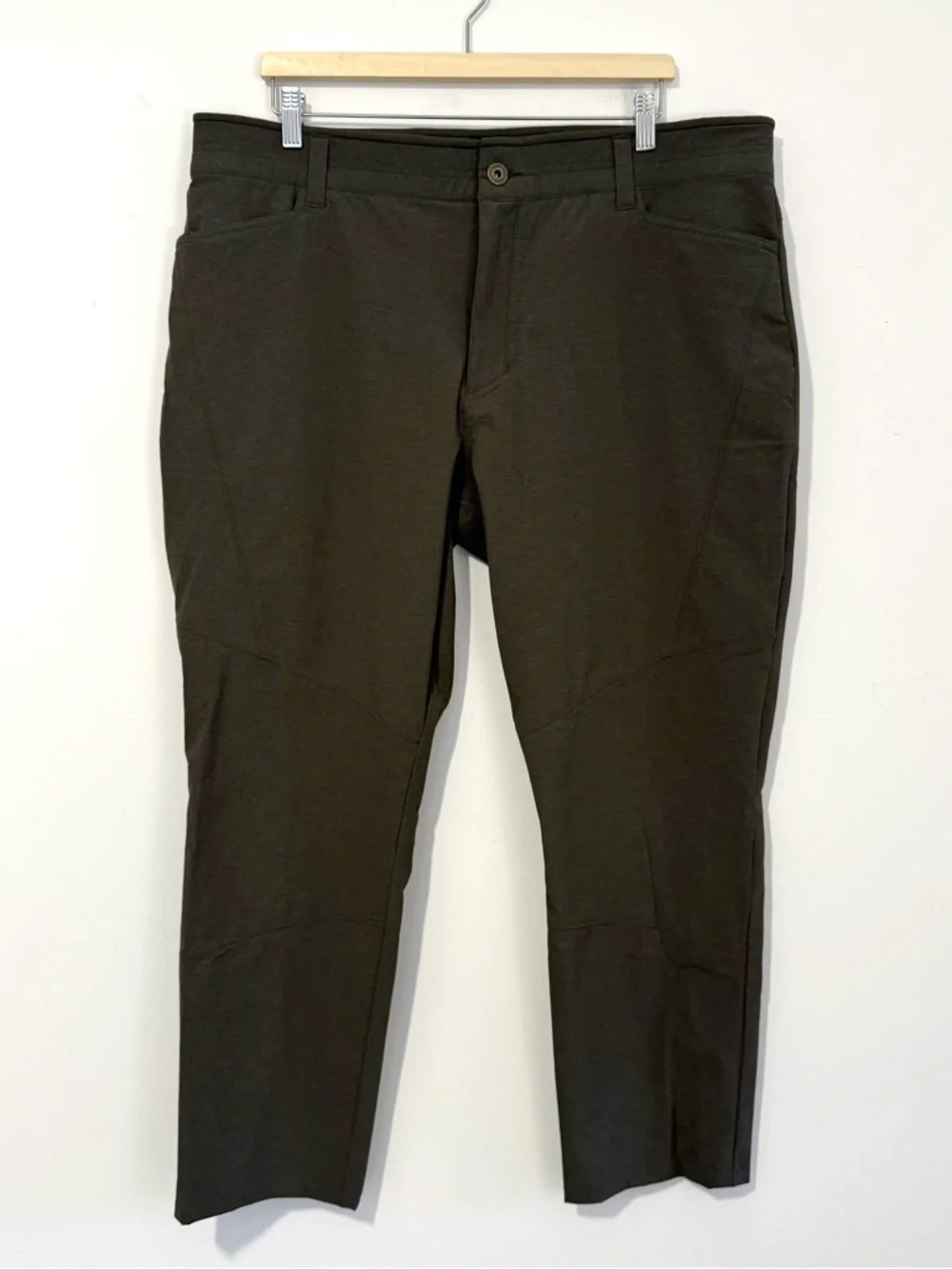 KÜHL Men’s Lightweight Outdoor Deceptr Pants $99 MSRP – 40 x 32